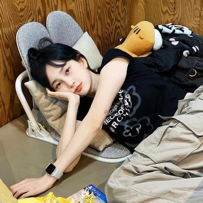 瓶中美人